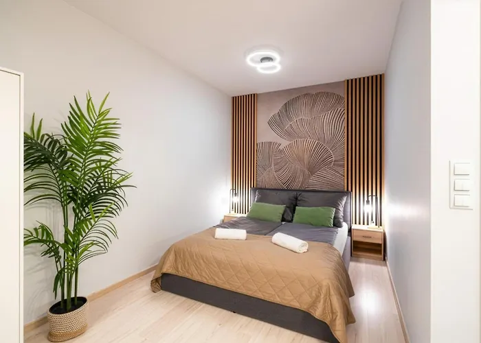 Apartament Modern Newly-built By The New York Cafe *