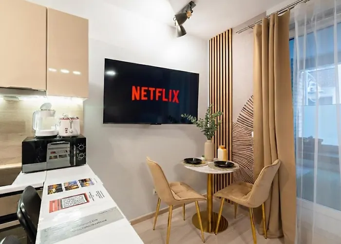 Apartament Modern Newly-built By The New York Cafe